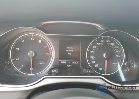 2013 Audi A4 2.0T Premium z USA, uszkodzony, nr VIN WAUEFAFLXDN042130